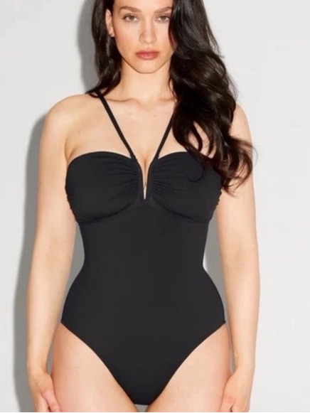 Ta3 Converty Black In Medium Short